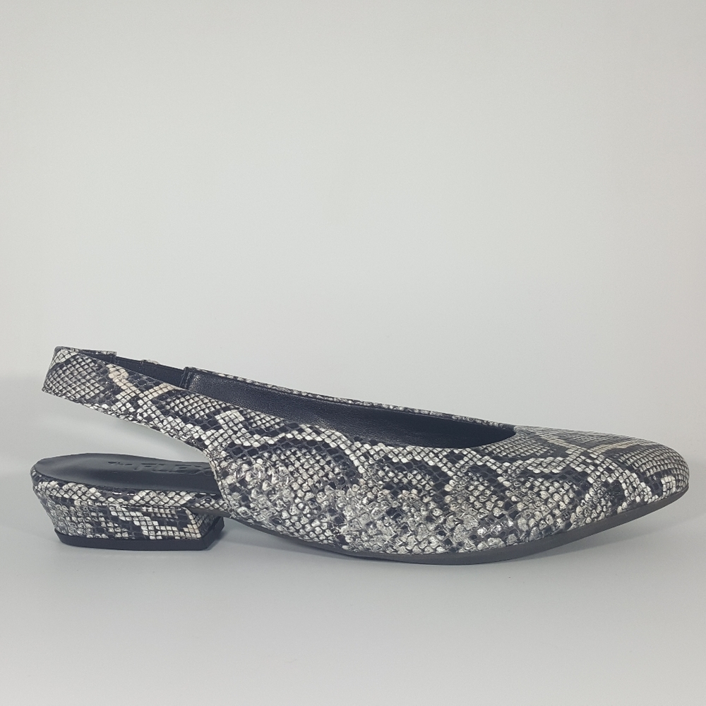 The Flexx Snake Print Slingback Low Pump